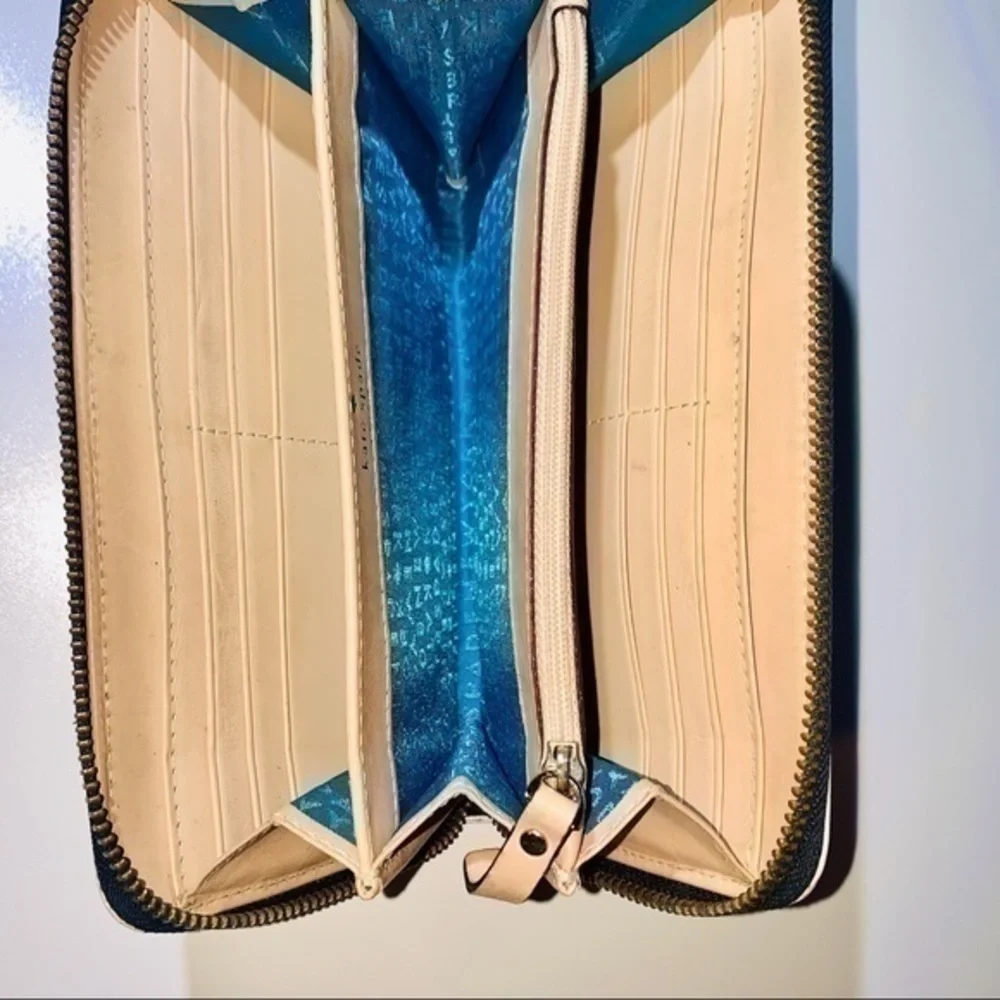 KATE SPADE NEW YORK Patent Striped Wallet
